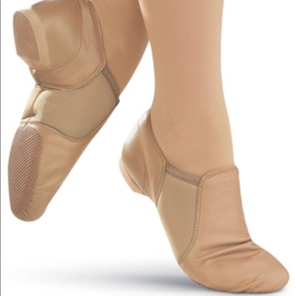 Bloch jazz shoes tan
